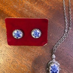Vintage delft porcelain necklace set